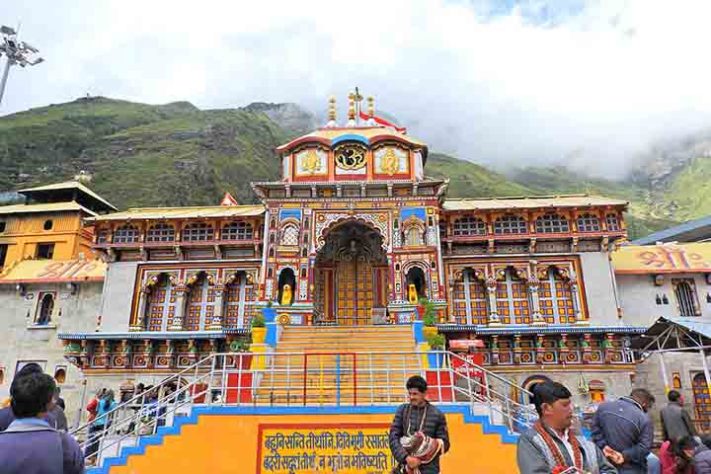 Uttarakhand - Em Uttarakhand, crianças atravessam rios caudalosos em vagonetas presas a cabos de aço - Sumita Roy Dutta /wikimédia Commons