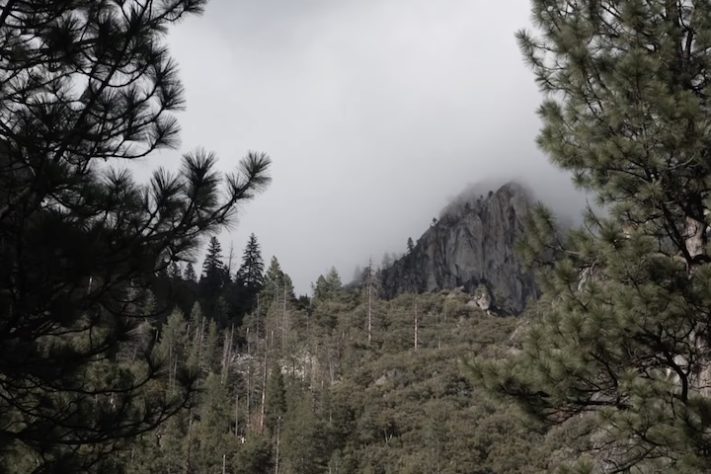 Fenômeno faz queda d'água em Yosemite parecer cascata de fogo – Reprodução/Yosemite Nation