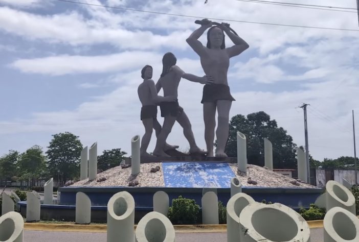 Estátua dos povos Chaima, na Venezuela – Reprodução 