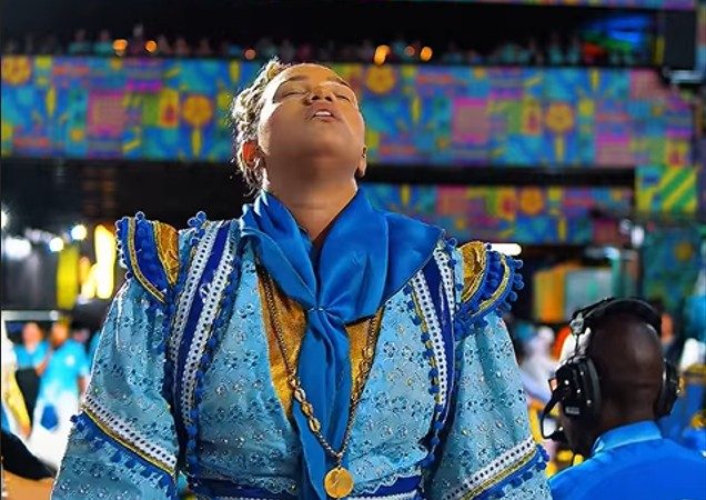 Laísa Lima é a primeira mulher a comandar uma bateria no Carnaval do Rio