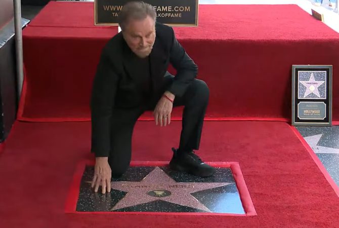 Franco Nero recebe estrela na Calçada da Fama de Hollywood