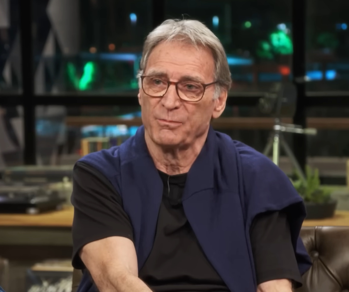 <p>No cinema, sua filmografia inclui títulos como “Marighella”, “Minha Mãe é uma Peça”, “Não Se Preocupe, Nada Vai Dar Certo”, “O Preço da Paz”, “A Partilha”, “Como Nossos Pais”, “Os Homens São de Marte… E É pra Lá que Eu Vou”, “As Mães de Chico Xavier” e “Didi, o Cupido Trapalhão”.</p>
