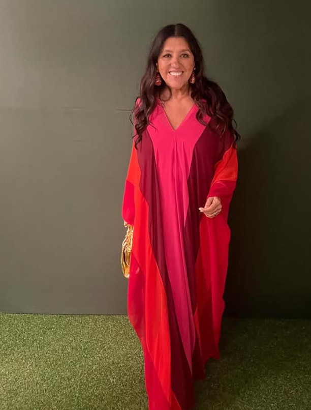 <p>“Até hoje, nas ruas, as pessoas me chamam de Tina. Essa personagem me trouxe uma questão interessante em relação à minha cor. Como Tina Turner é negra, muita gente passou a achar que eu também era. E isso dura até hoje”, afirmou a atriz.</p>
