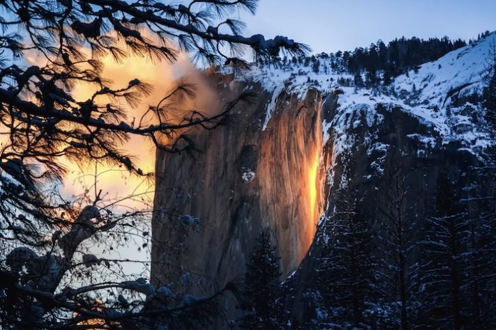 Fenômeno faz queda d'água em Yosemite parecer cascata de fogo – Reprodução/Yosemite Nation