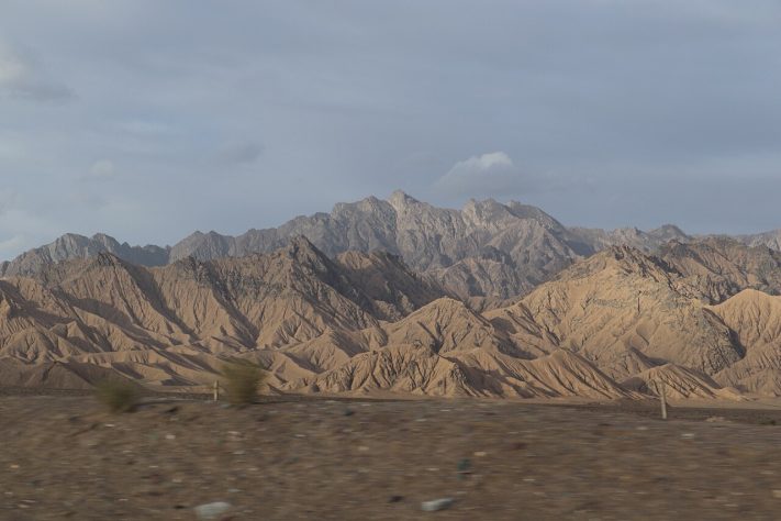 Kunlun, Deserto de Taklamakan, China – Wikimedia Commons/Liuxingy