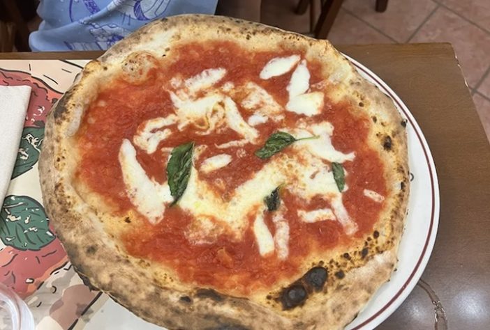 Margherita (Pizzeria da Attilio, Nápoles, Itália) – Reprodução