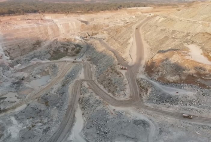 Mina Kagem, Zâmbia – Reprodução/YouTube