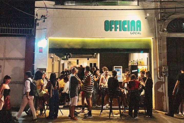 Com unidades em <span class=