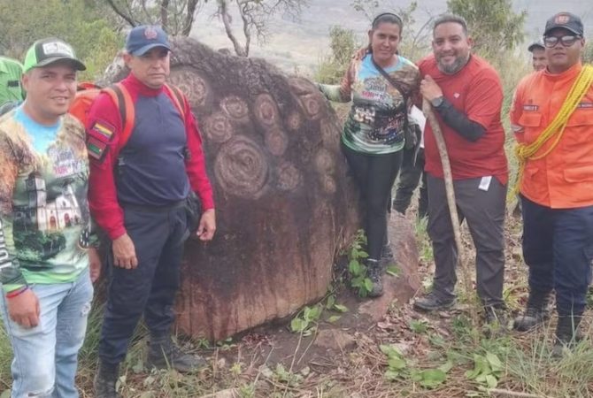 Gravuras pré-históricas de 8 mil anos são encontradas na Venezuela
