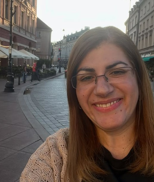 <p>O prêmio destacou sua atuação na educação pública brasileira e sua influência em políticas educacionais e projetos sociais. “Eu senti que aquilo era a coroação de toda uma jornada. De todo um esforço em defesa da educação pública”, disse.</p>
