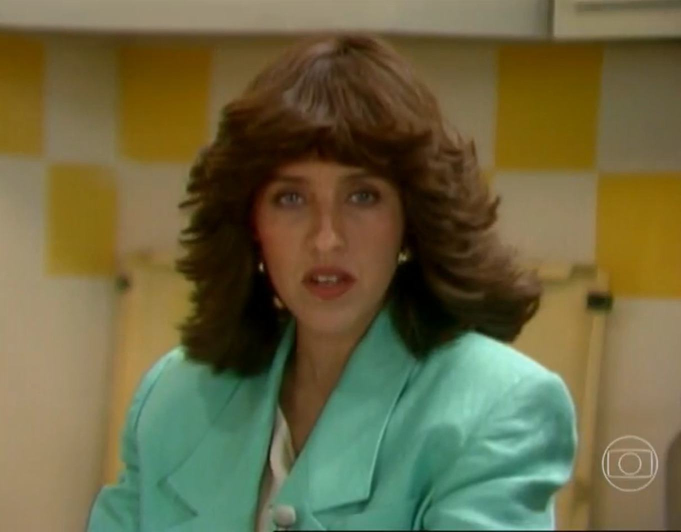 <p>Dois anos depois, integrou o elenco do humorístico “TV Pirata”, um dos programas mais relevantes da história do humor televisivo brasileiro, ao lado de nomes como Luiz Fernando Guimarães, Débora Bloch, Cláudia Raia e Ney Latorraca. Seu personagem mais conhecido foi a apresentadora do “Casal Telejornal”, em parceria com Guimarães.</p>
