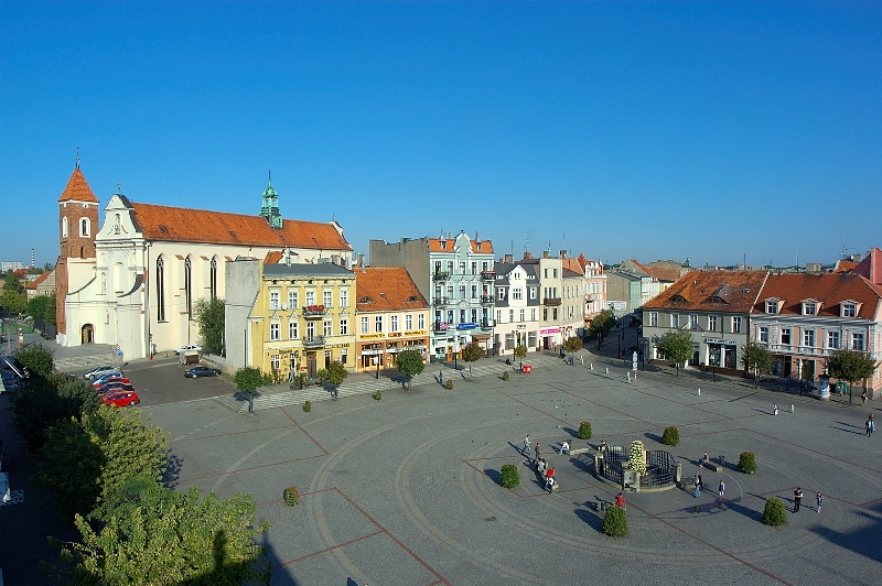 <p>A cidade possui uma vibrante cena cultural, com teatros, museus e festivais que celebram sua diversidade. Essa atmosfera artística reforça o papel de Wroc?aw como um dos polos culturais da Polônia.</p>
