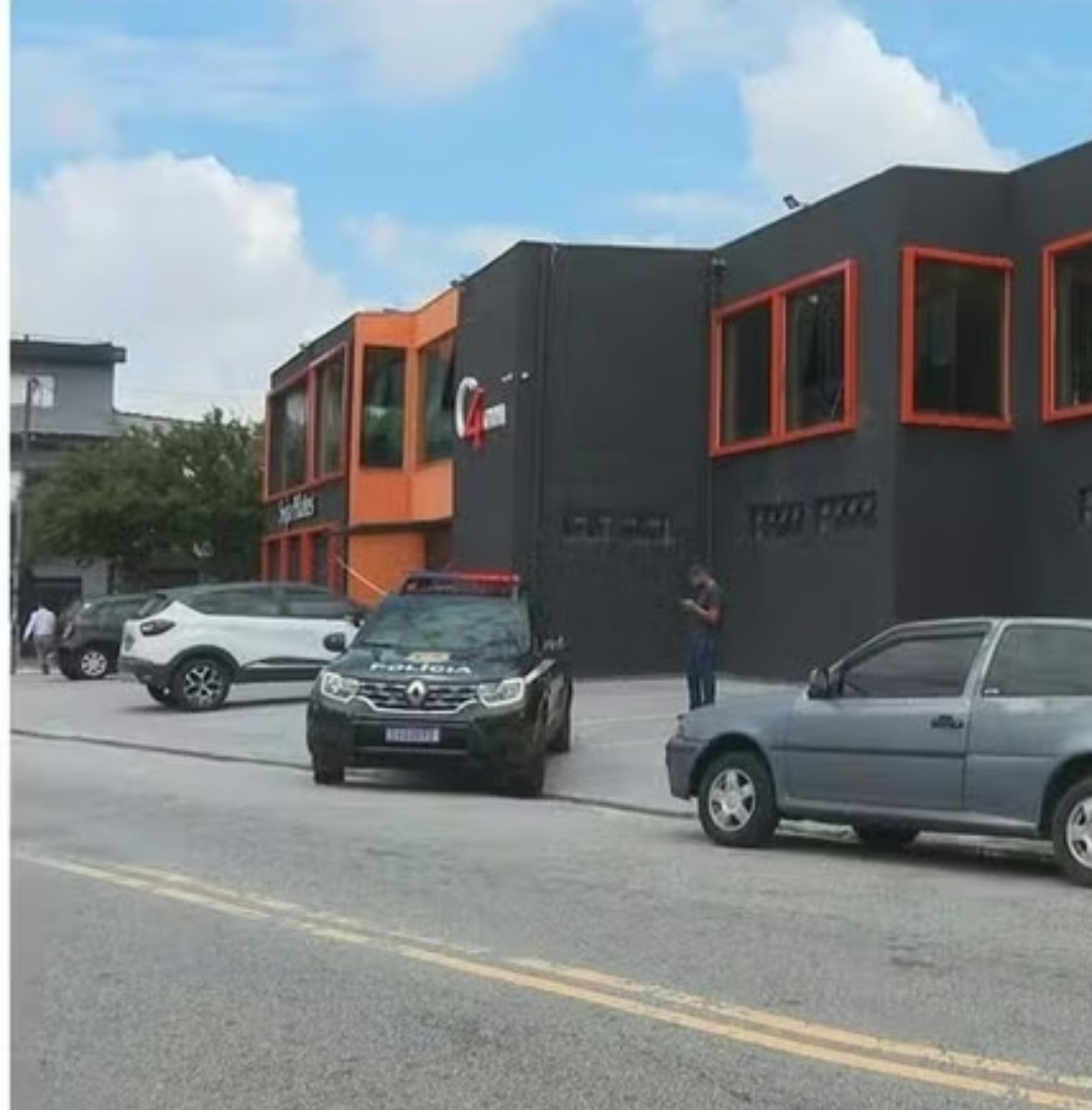 O Ministério Público instaurou inquérito para investigar a morte de uma mulher após ela utilizar a piscina da rede de academias C4 Gym, que nao tinha alvará, em São Paulo. 
-Reprodução de vídeo TV Globo