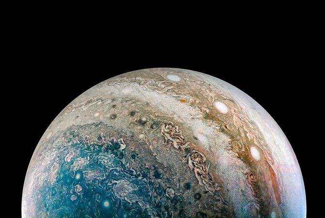 Menor e mais achatado: livros terão que ser atualizados após descoberta em Júpiter
