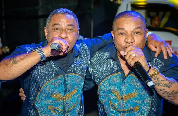 Douglinhas Aguiar e Serginho do Porto cantam 