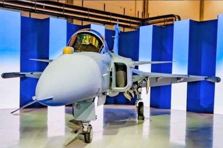 Gripen F-39E, o primeiro caça supersônico produzido no Brasil