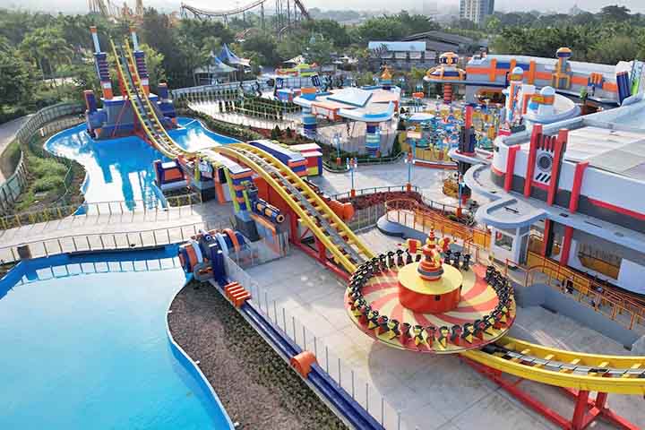 <p>Esse plano de expansão representa o maior investimento já realizado pelo parque desde sua fundação. Isso reflete confiança no potencial do turismo de parques no Brasil. Dessa forma, espera-se um ciclo de crescimento econômico, com geração de empregos e novos negócios na região.</p>
<p>&nbsp;</p>
