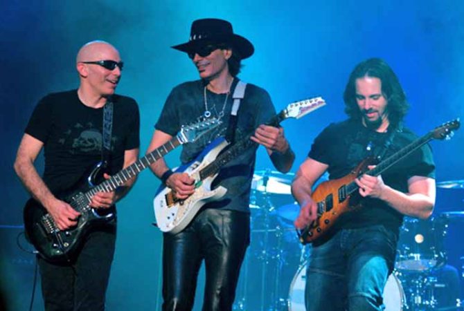 Steve Vai: a trajetória do guitarrista que inicia turnê com Joe Satriani