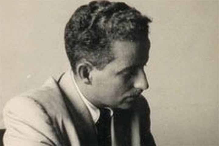 Carlos Alberto Ferreira Braga, o Braguinha, também conhecido como João de Barro, nasceu em 1907 no Rio de Janeiro. Com carreira longeva, teve mais de 400 músicas gravadas, sendo algumas delas parte da memória afetiva do país. 
