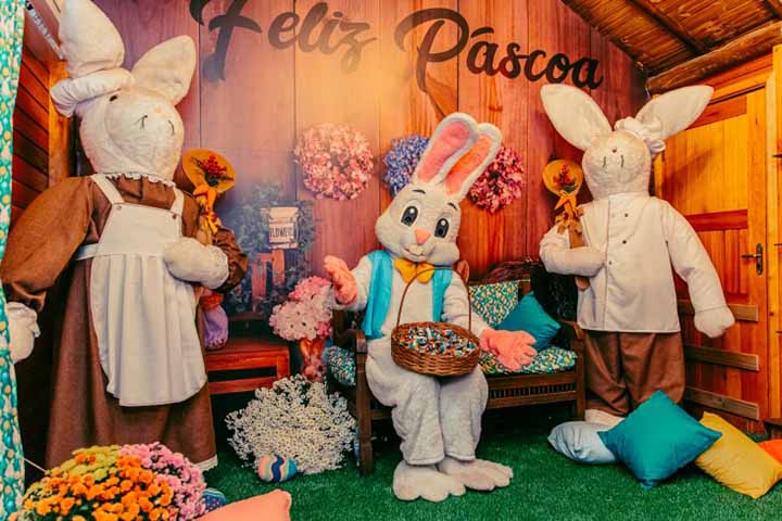 Holambra (SP) - A agenda de Páscoa da cidade paulista conta com a Vila da Páscoa, espaço temático com decoração especial para a data e eventos gastronômicos, religiosos e para o público infantil. 
