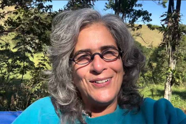 Atriz Lúcia Veríssimo