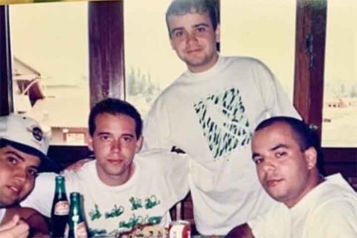 Apresentador Alex Escobar