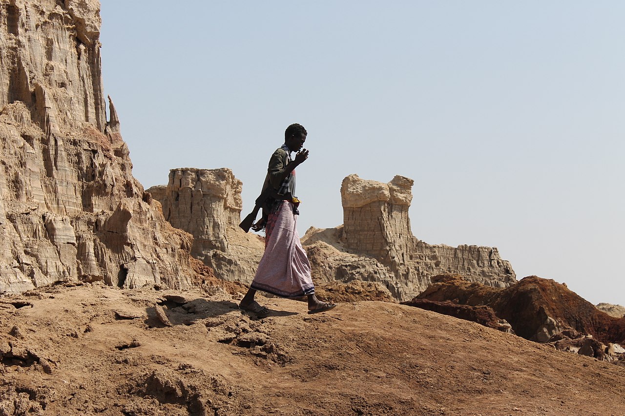 Apesar de sua singularidade, Danakil ainda é pouco estudada. Cientistas acreditam que o ambiente pode oferecer pistas sobre os limites da vida na Terra e até sobre a possibilidade de vida em outros planetas, dada a semelhança com condições extraterrestres.