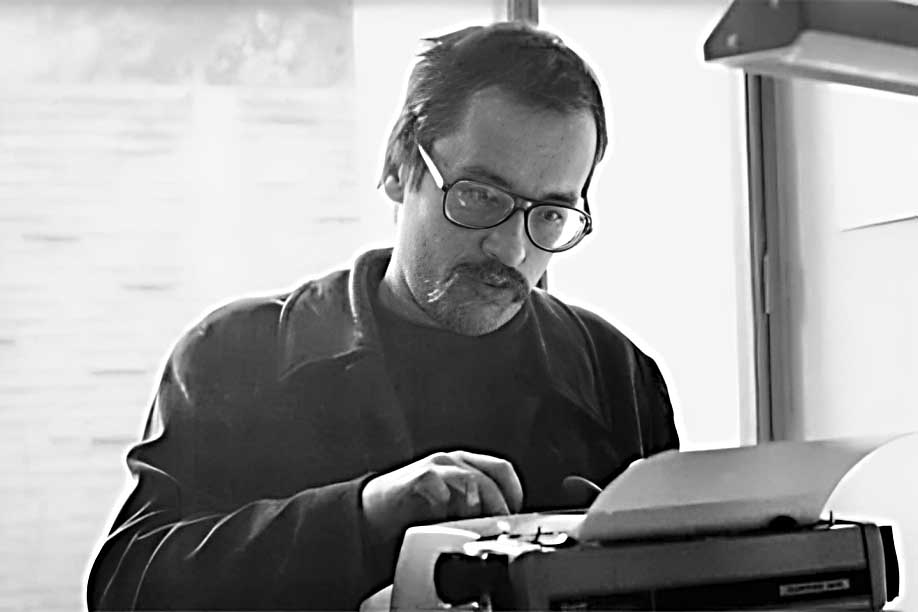 Paulo Leminski, escritor, poeta, músico, crítico literário, jornalista, publicitário, tradutor e professor brasileiro - Reprodução do Instagram @pauloleminskioficial