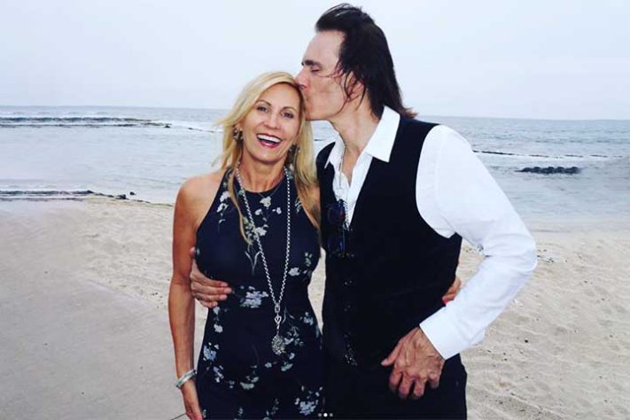 O guitarrista Steve Vai