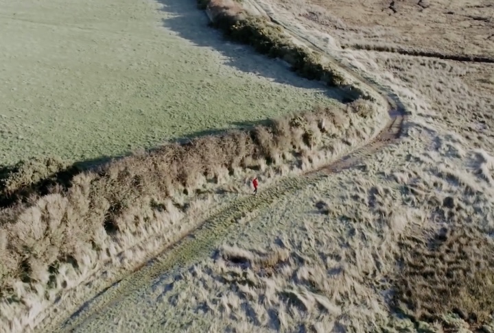 Até o mês de fevereiro de 2026, mais de 3.200 quilômetros já estavam liberados ao público geral, enquanto os segmentos restantes ainda seguem em estágio final de inauguração.