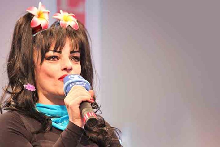 A cantora e compositora alemã Nina Hagen