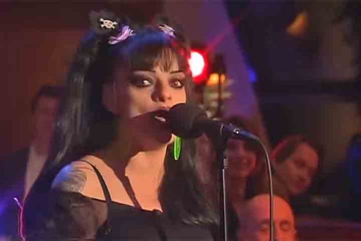A cantora e compositora alemã Nina Hagen