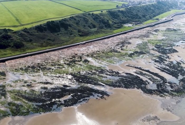 King Charles III England Coast Path - maior trilha ininterrupta do mundo é inaugurada na Inglaterra Reprodução/YouTube Natural England