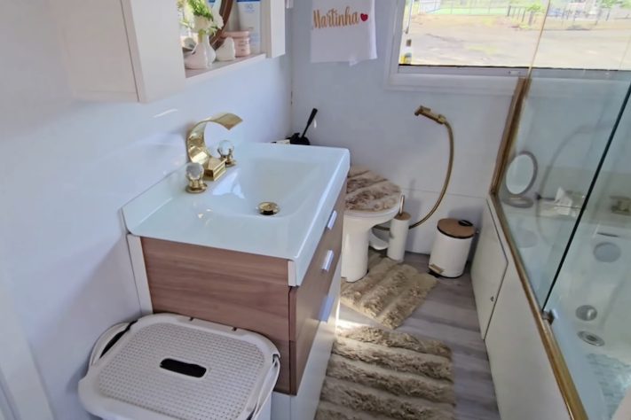 Casal vive em mansão sobre rodas e leva vida na estrada – Reprodução/Sítio da Erika