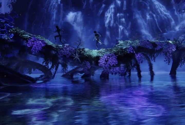 A paisagem luminosa se tornou uma das atrações naturais mais famosas do arquipélago e já inspirou representações em produções culturais, como o filme 