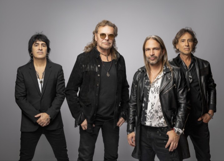 <p>Maná – O grupo mexicano é um exemplo de como o rock em espanhol precisou da televisão para romper barreiras no Brasil. Com mais de 20 milhões de discos vendidos no mundo, cerca de 600 mil no mercado brasileiro, teve músicas impulsionadas por trilhas de novelas. “Vivir sin aire” marcou o casal Clara e Rafaela em “Mulheres Apaixonadas”; “Labios compartidos” fez parte da trilha de “Viver a Vida”; e “Lluvia al corazón” esteve em &#