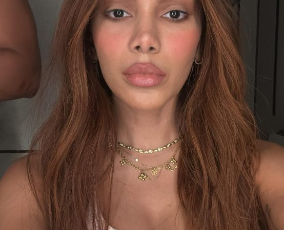 Anitta assina com a agência WME e inicia nova era na carreira