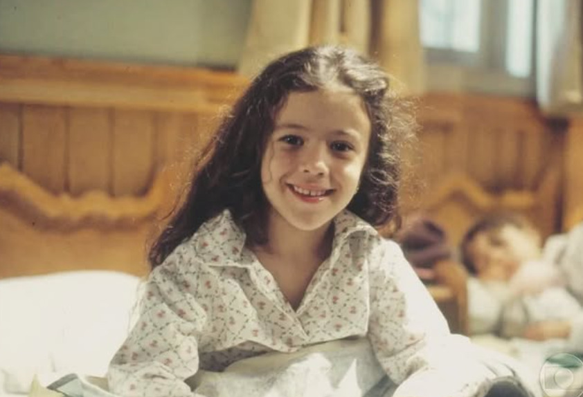 <p>Em seguida, integrou outras produções da TV Globo. Em 1996, participou da novela “Quem é Você?” no papel de Daniela. No ano seguinte, passou a integrar o elenco de “Malhação”, onde interpretou Rafaela. Em 1998, deu vida à personagem Bisteca em “Meu Bem Querer”.</p>
