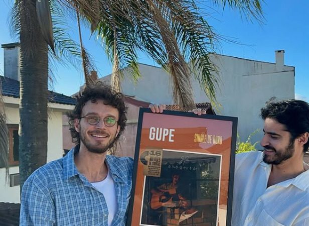 GUPE conquista primeiro single de ouro com “A Lua Q Eu T Dei”