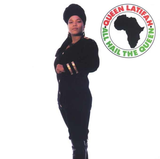 <p>Em 1988, lançou seu primeiro single, “Wrath of My Madness”, e, no ano seguinte, seu álbum de estreia, “All Hail the Queen”. Impulsionado por estilos variados, como soul, reggae e dance, e por temas feministas, o álbum recebeu críticas positivas e conquistou um público amplo.</p>
