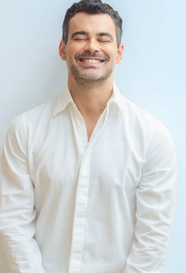 <p>Descendente de italianos, Carmo nasceu em Carazinho, no Rio Grande do Sul, e se mudou com a família para Santa Maria em 1977, município localizado no mesmo estado, onde viveu até 1993. Naquele ano, se mudou para a cidade do Rio de Janeiro para investir no sonho de ser ator.</p>
