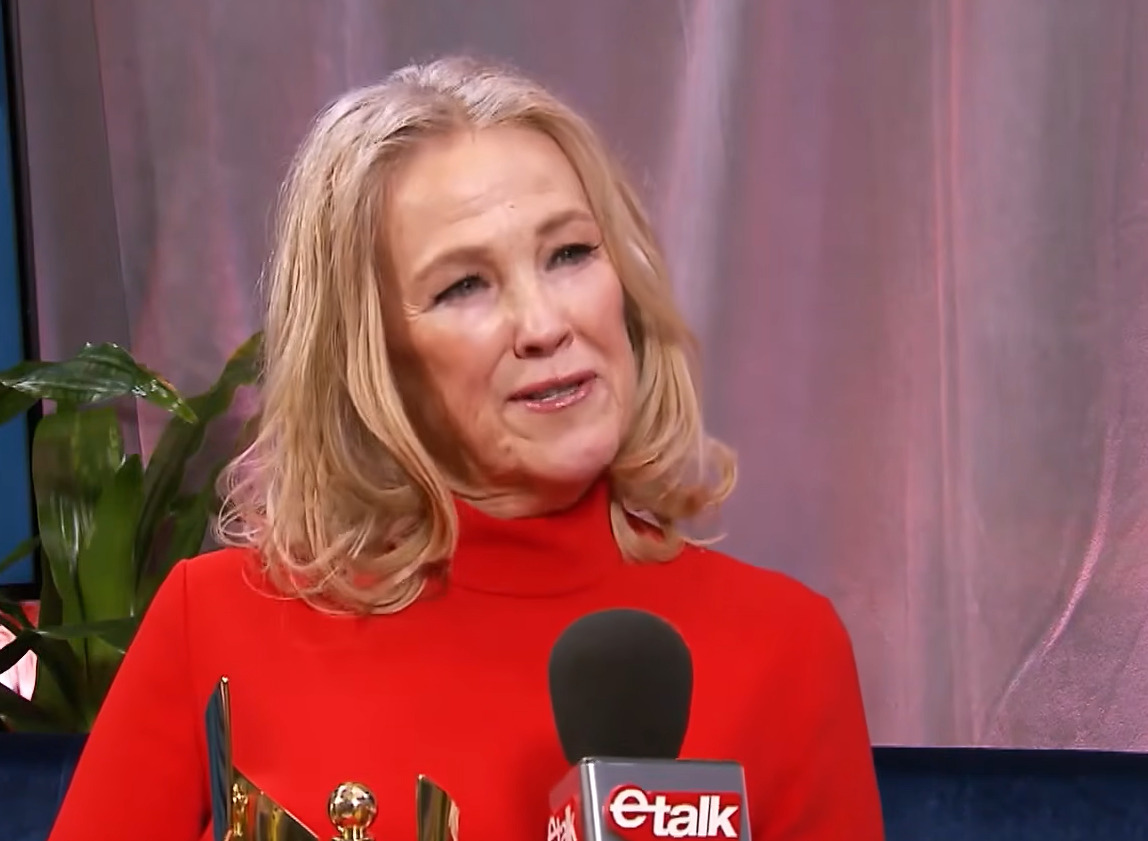 <p>Também realizou trabalhos de dublagem nos filmes animados “Os Sem-Floresta”, “A Casa Monstro”, “Irmão Urso 2”, “Frankenweenie”, “Onde Vivem os Monstros”, “Barbie em As 12 Bailarinas”, “O Estranho Mundo de Jack” e “Robô Selvagem”.</p>
