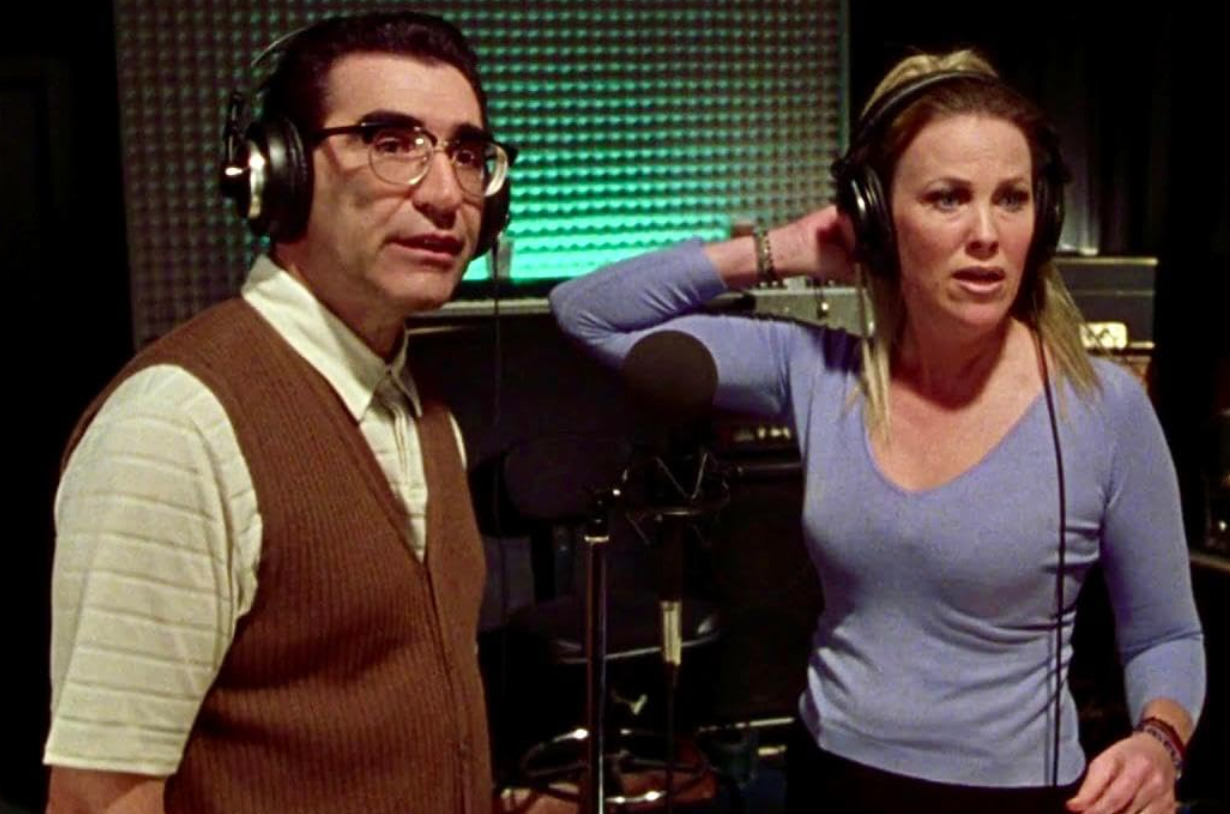 <p>Atuou também nos mocumentários dirigidos por Guest “O Melhor do Show”, de 2000, que satiriza exposições caninas, e “Os Grandes Músicos”, de 2003, no qual ela e Eugene Levy interpretam uma dupla envelhecida de música folk que teve um sucesso nos anos 1960.</p>
