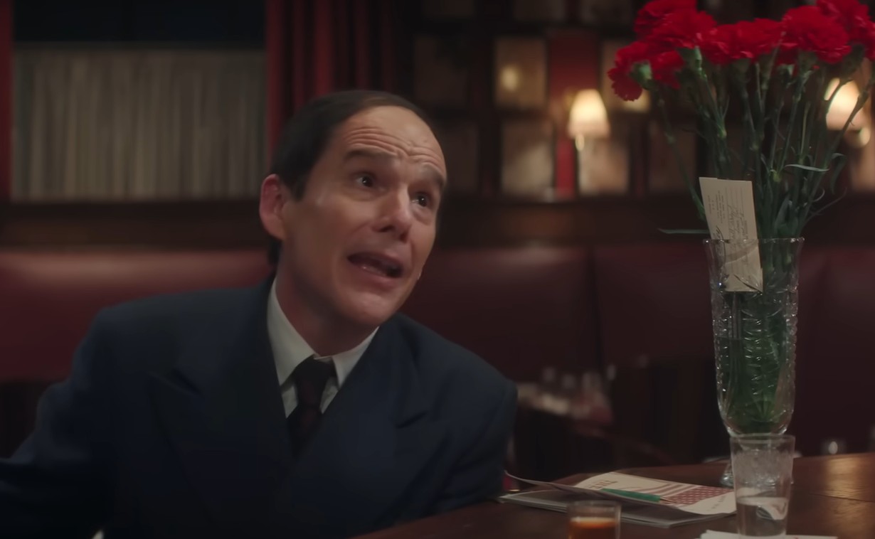 <p>Hawke disse ser “difícil não pensar em uma vida inteira dedicada a isso” e afirmou que se sente grato por ainda participar da premiação. O artista também destacou que tenta aproveitar o momento atual com a mesma tranquilidade.</p>
