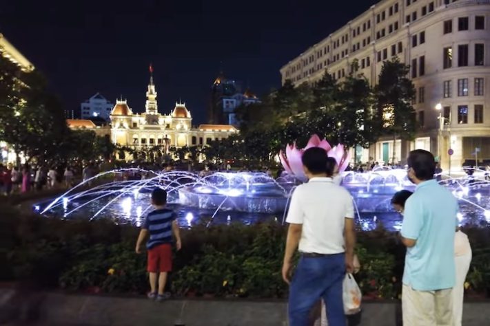 Ho Chi Minh, Nguyen Hue Boulevard - Reprodução/DokoDemoDoor