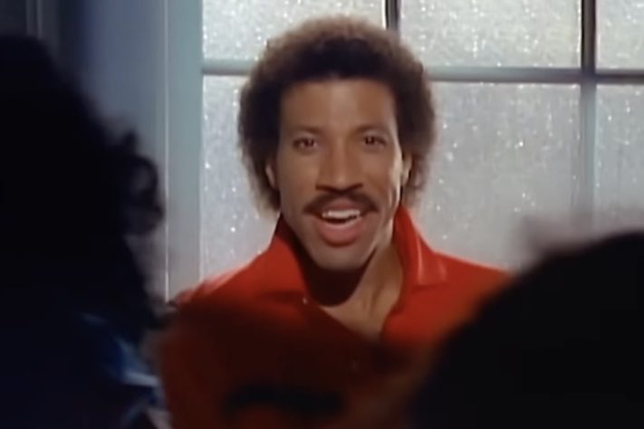 Lionel Richie All Night Long - Reprodução 
