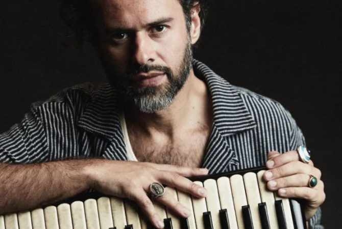 Marcelo Jeneci: shows, músicas e indicações ao Grammy Latino