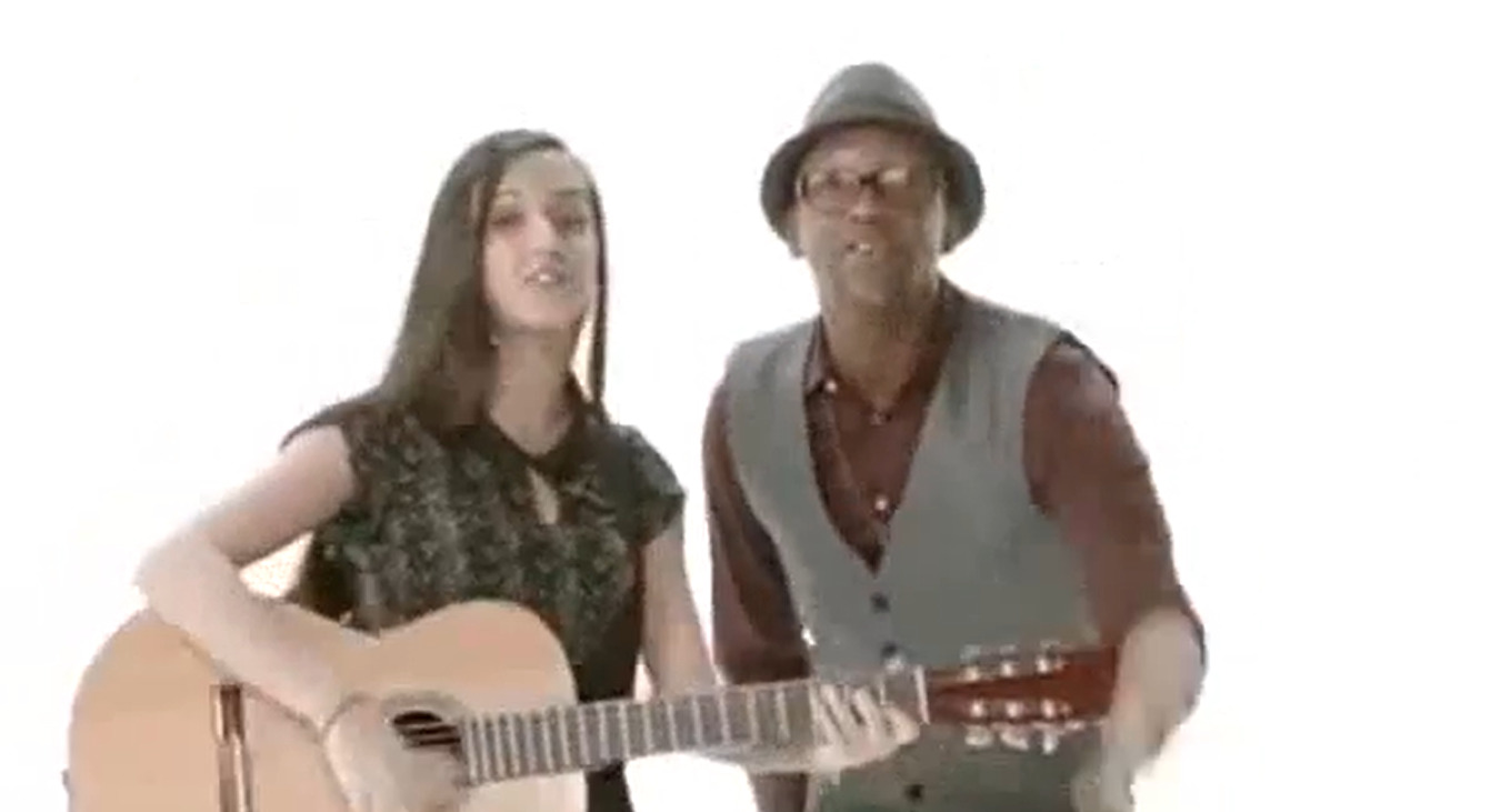 <p>Curiosidade: Em maio de 2014, Mariana Nolasco participou de um anúncio para a televisão do Governo Federal do Brasil voltado à divulgação do Exame Nacional do Ensino Médio, mais conhecido como Enem. No comercial, ela dividiu a cena com o cantor Mumuzinho.</p>
