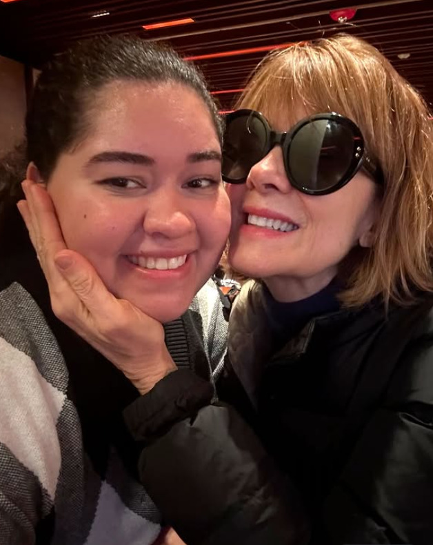 <p>Sobre a separação de Marcello Antony, Mônica afirmou em entrevistas que o término ocorreu de forma amigável. Segundo a atriz, a decisão foi tomada com maturidade, sempre com foco na estabilidade emocional dos filhos. Ela destacou que ambos mantiveram uma relação respeitosa após o divórcio e que a proximidade entre as residências facilitou a convivência.</p>
