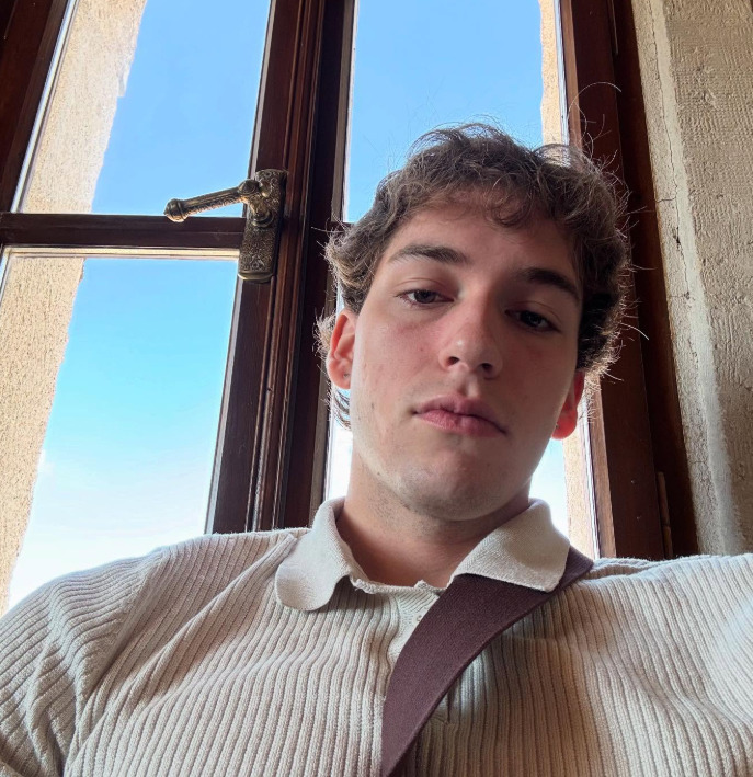 <p>Sobre o novo desafio, Pietro afirmou estar animado com as oportunidades que surgiram em sua carreira. “Não estou nervoso. Minha preocupação é entregar o meu melhor. […] Vou sair do filme direto para a novela. Estou muito feliz, é um ano cheio de oportunidades. Sempre foi o que eu quis”, declarou ao jornal O Globo.</p>
